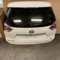 2014,2015,2016,2017,2018,2019,2020 Nissan Rogue Trunk