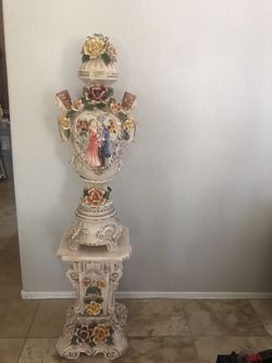 Victorian style furniture