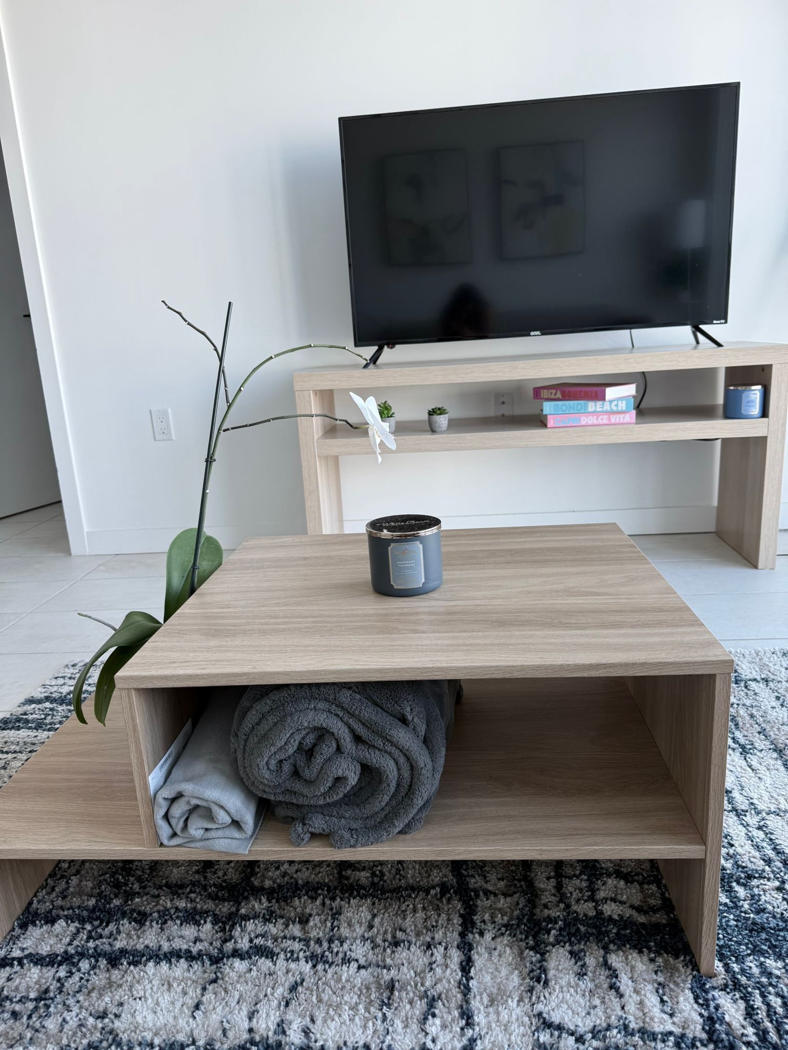 Coffee-Center Table 