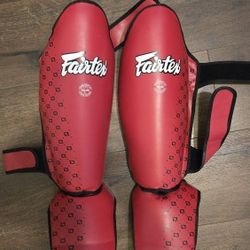 Muay Thai Gloves, Shin Pads