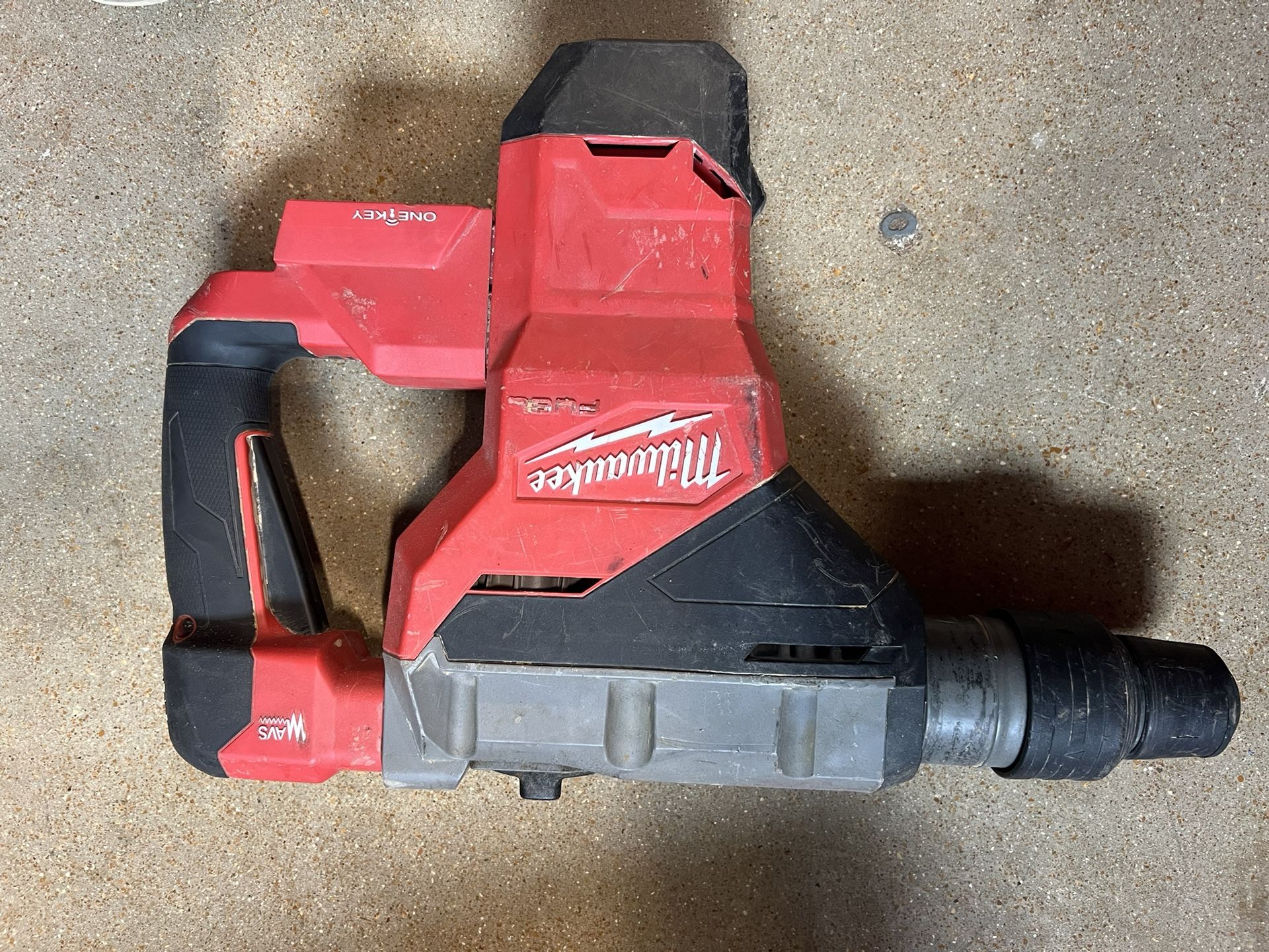 Milwaukee SDS Max Hammer Drill W/ One Key