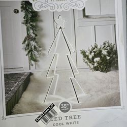 Wondershop 35" Cool White LED Tree – Indoor/Outdoor (New)