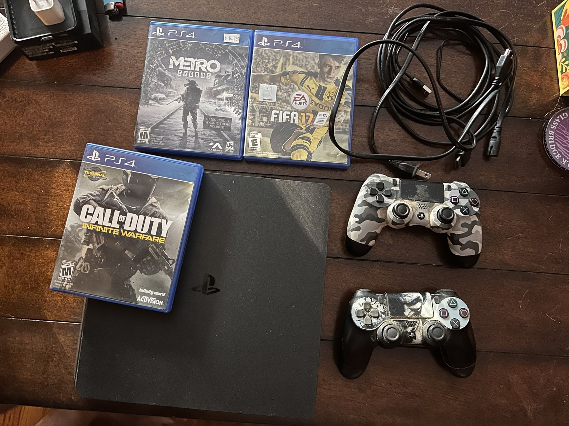 PlayStation 4 slim 500gb