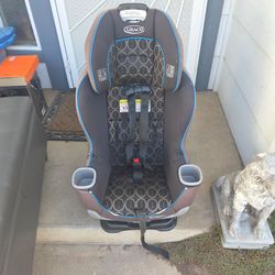 Convertible Car Seat!