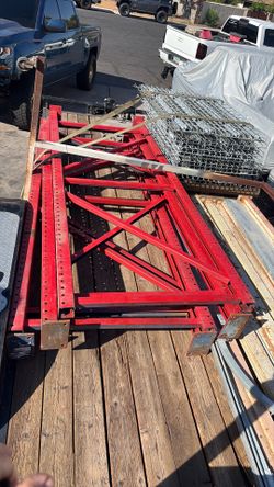 Pallet racks