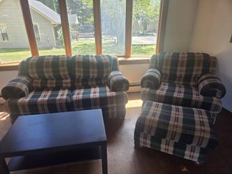 Loveseat, Chair And Ottoman Set