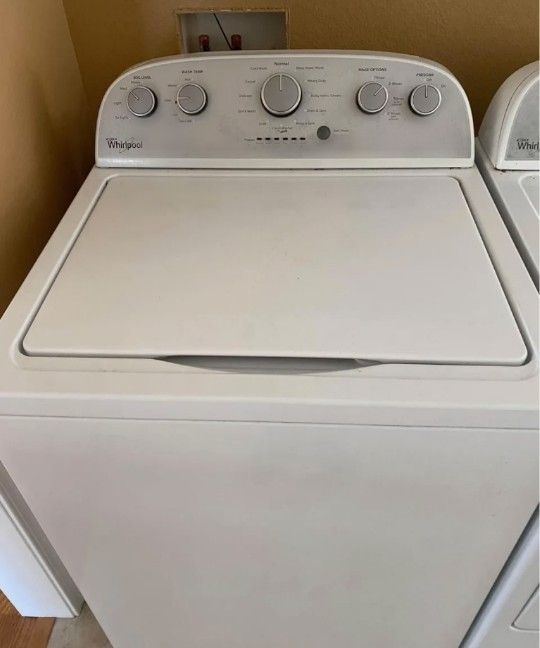 Whirlpool Matching Washer And Dryer Set for Sale in Longview, WA OfferUp