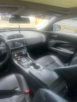 2017 Jaguar XE