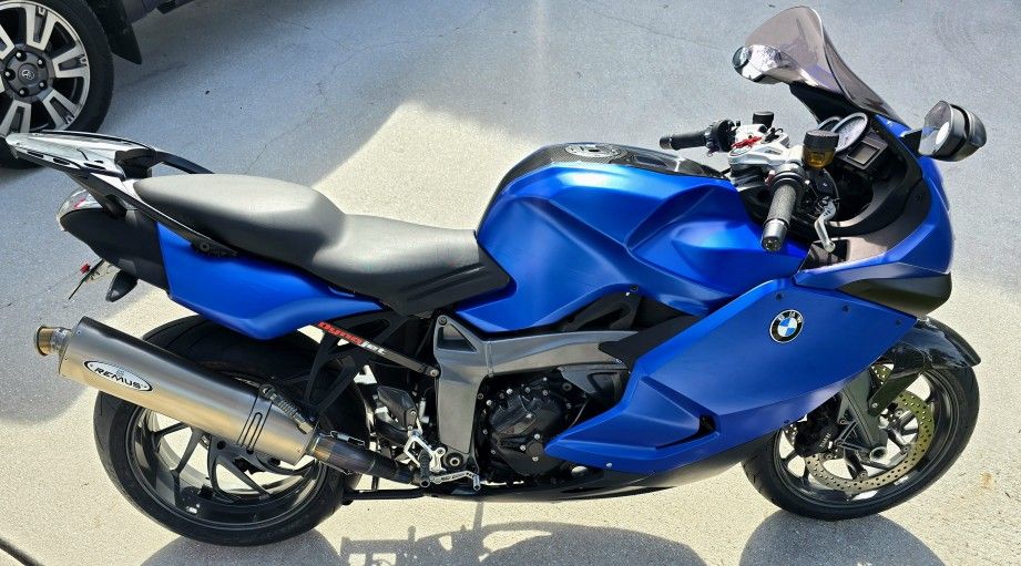 2009 Bmw K1300s, Fresh Service