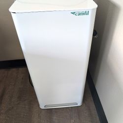 CAMFIL Air Purifier System Cleans Up To 800 Square Feet