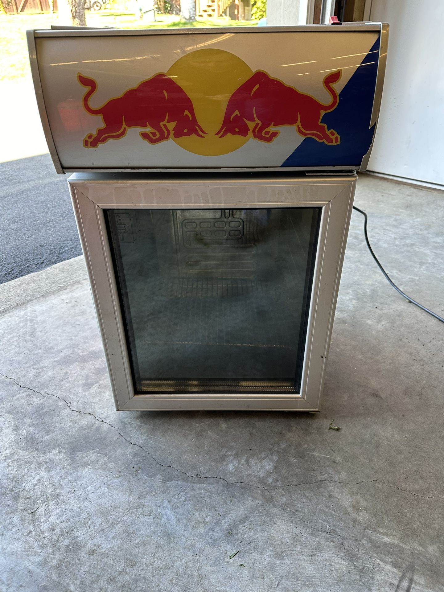 Red Bill Mini Fridge 