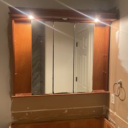 Bathroom Trifold Mirror With Shelves