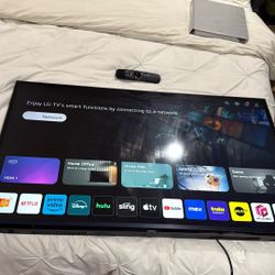 Samsung LG 43” LED 4k Smart TV