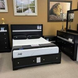Regata 4 Pieces Bedroom Set With Storage 