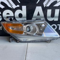 Honda Odyssey Right Passenger Headlight Oem