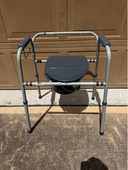 Brand New Medline 3-in-1 Adjustable Bedside Commode w/ Microban – Never Used