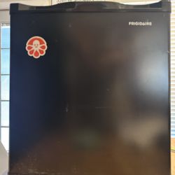 Frigidaire Mini Fridge