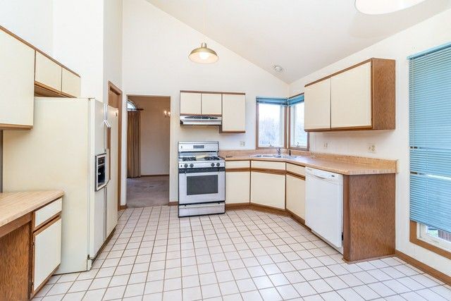 Kitchen cabinets as on a pictures For Sale $300