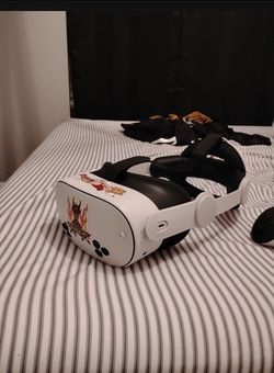 META QUEST 3 175$$$ AVAILABLE FOR MEET TODAY!!!