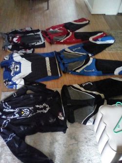 Sports clothing