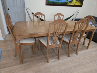 Dinning table and display cabinet combo