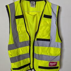 Milwaukee Safety Vest Small medium
