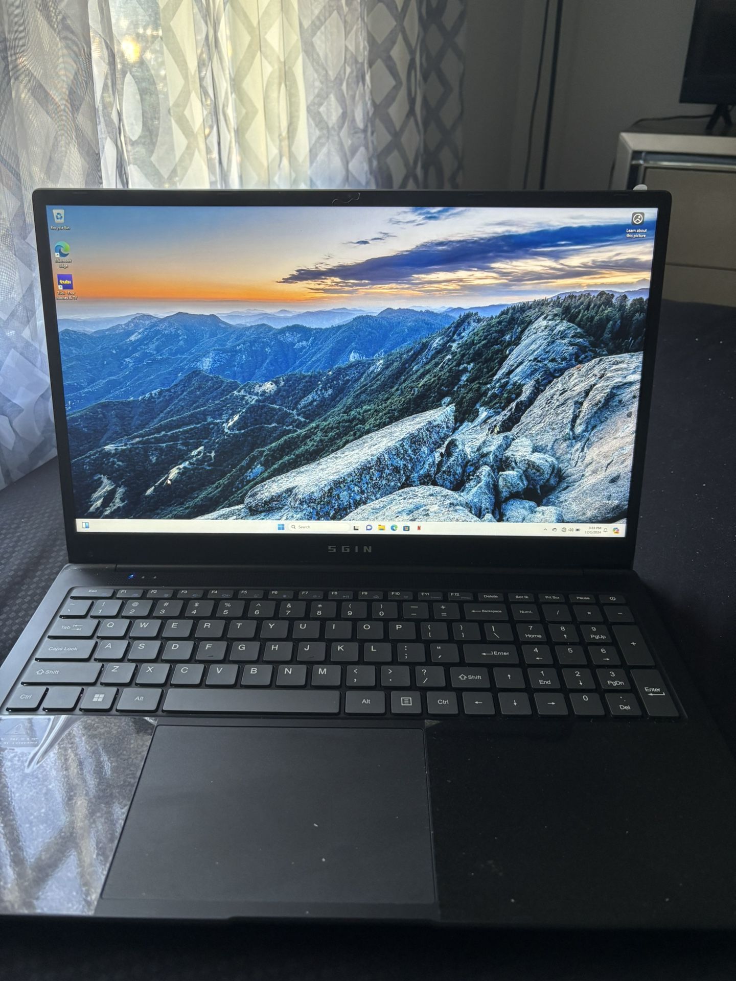 Naclud 18.5" Windows 11 Laptop