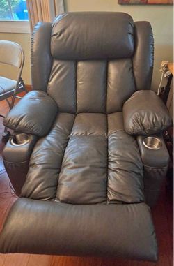 PENDING—Ezzup dual motor power lift chair with massage and heat