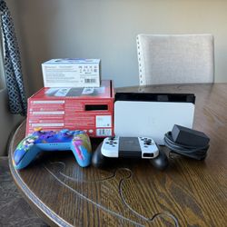 Nintendo Switch – Like New + Super Mario Wireless Controller