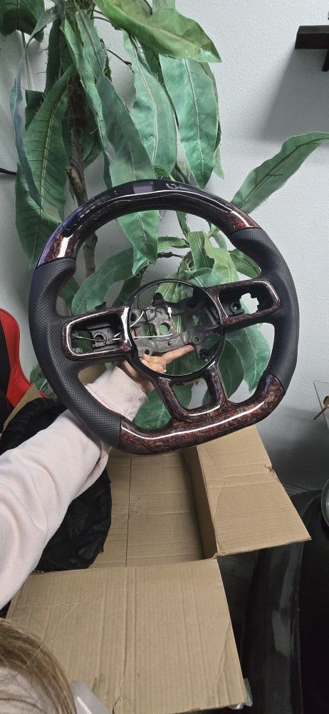 Forgen Carbon Customized Steering Wheel For Jeep Gladiator
