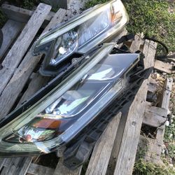 Headlight Honda Crv2017-2022