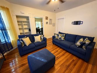 🛋️ Blue Couch Set