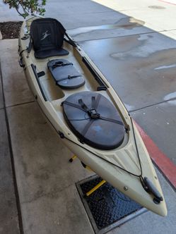 Ocean Kayak - Trident 11 with seat and paddle