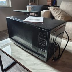 Microwave worth $75