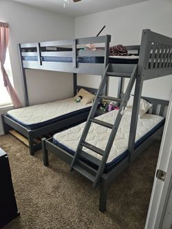 Bunk bed