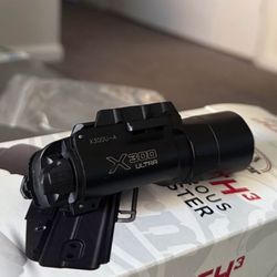 Surefire X-300 