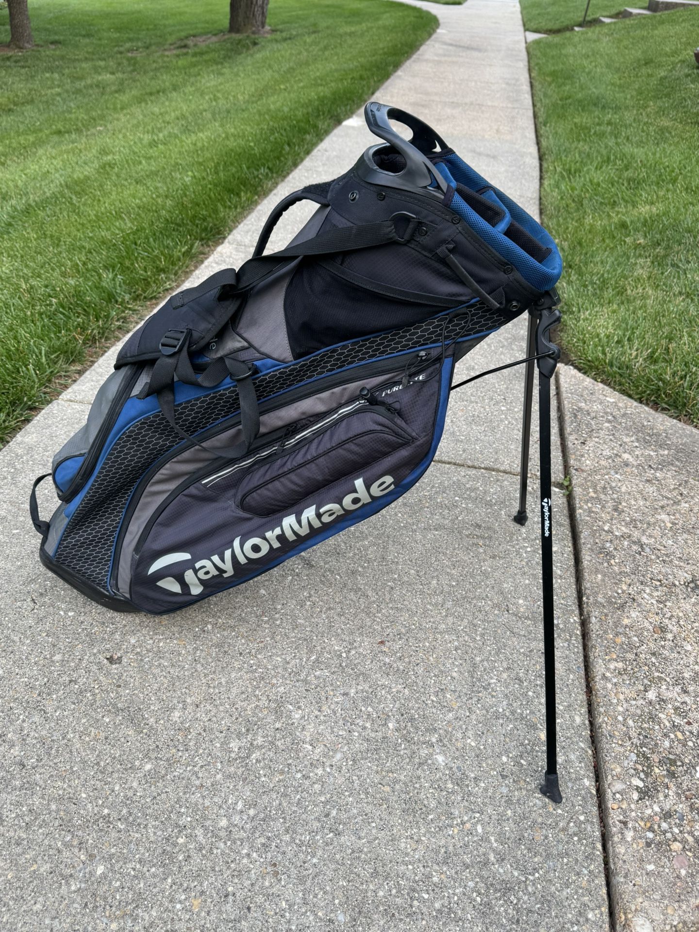 Taylormade Stand Golf Bag Used