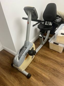 Schwinn 220 recumbent exercise bike