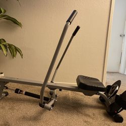 Rowing Machine – Compact & Adjustable