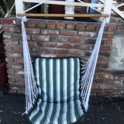 Like New Hammock Chair In Great Condition 