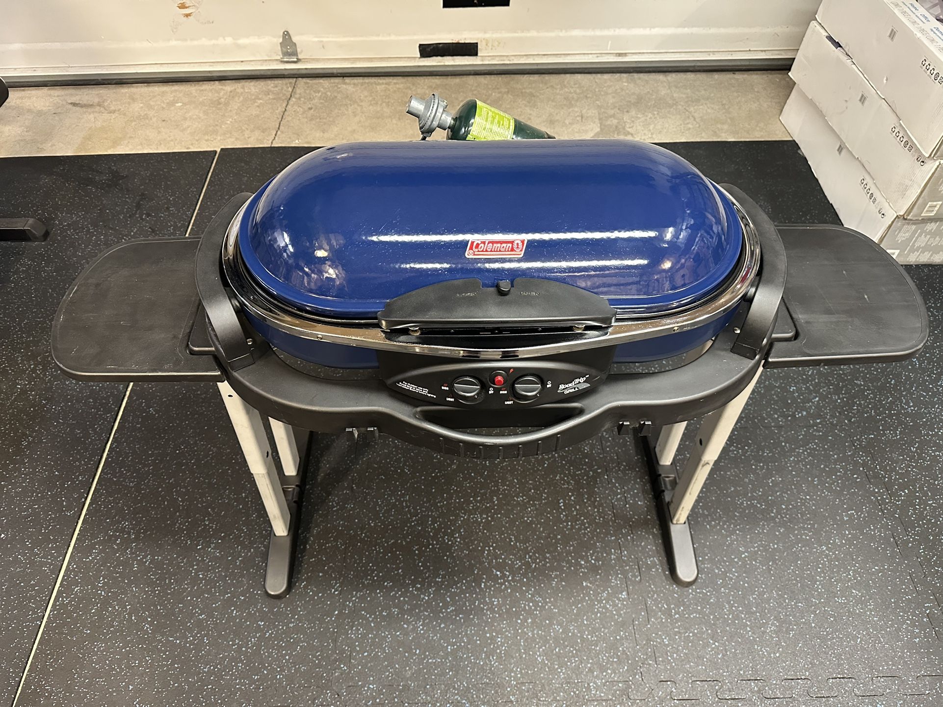Coleman Roadtrip Grill LX