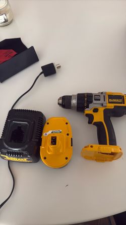 Complete dewalt drill set 18 volt