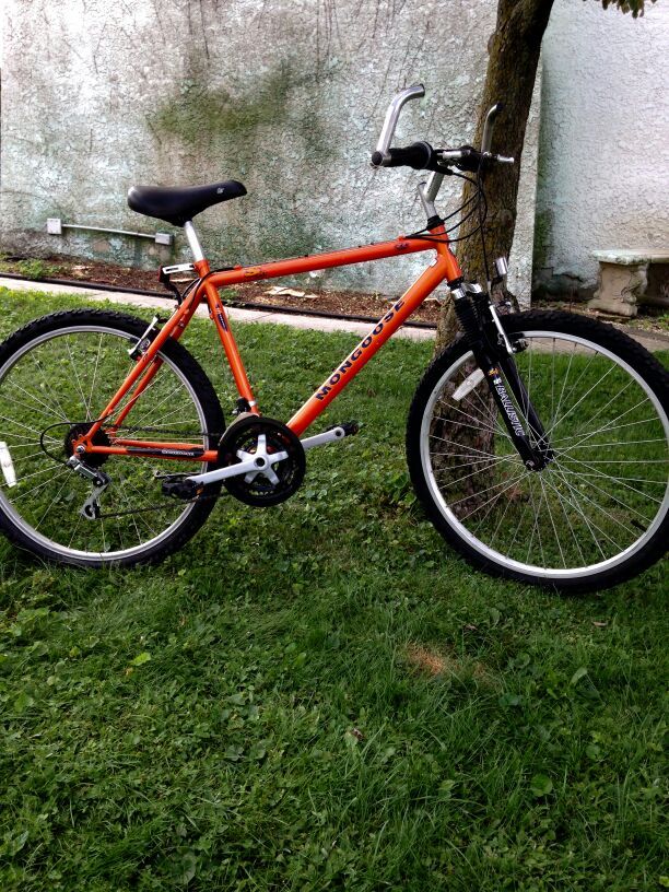 Mongoose mgx mountain bike sale
