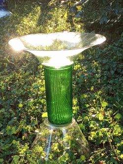 Beautiful Emerald Green Crystal Glass Birdbath 🌞🦋🌷Buy 2 Or 3 Get Free Solar Fountain