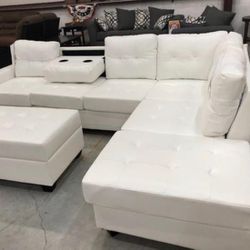 Heights White Faux Leather Reversible Sectional with Storage Ottoman /couch /Living room set