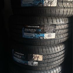 Sailun Atrezzo SH408 (235/50/18) -50,000 mile tire
