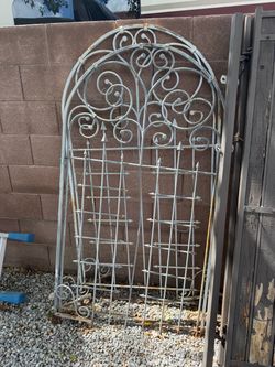 Used Metal Trellis (2) 36x60