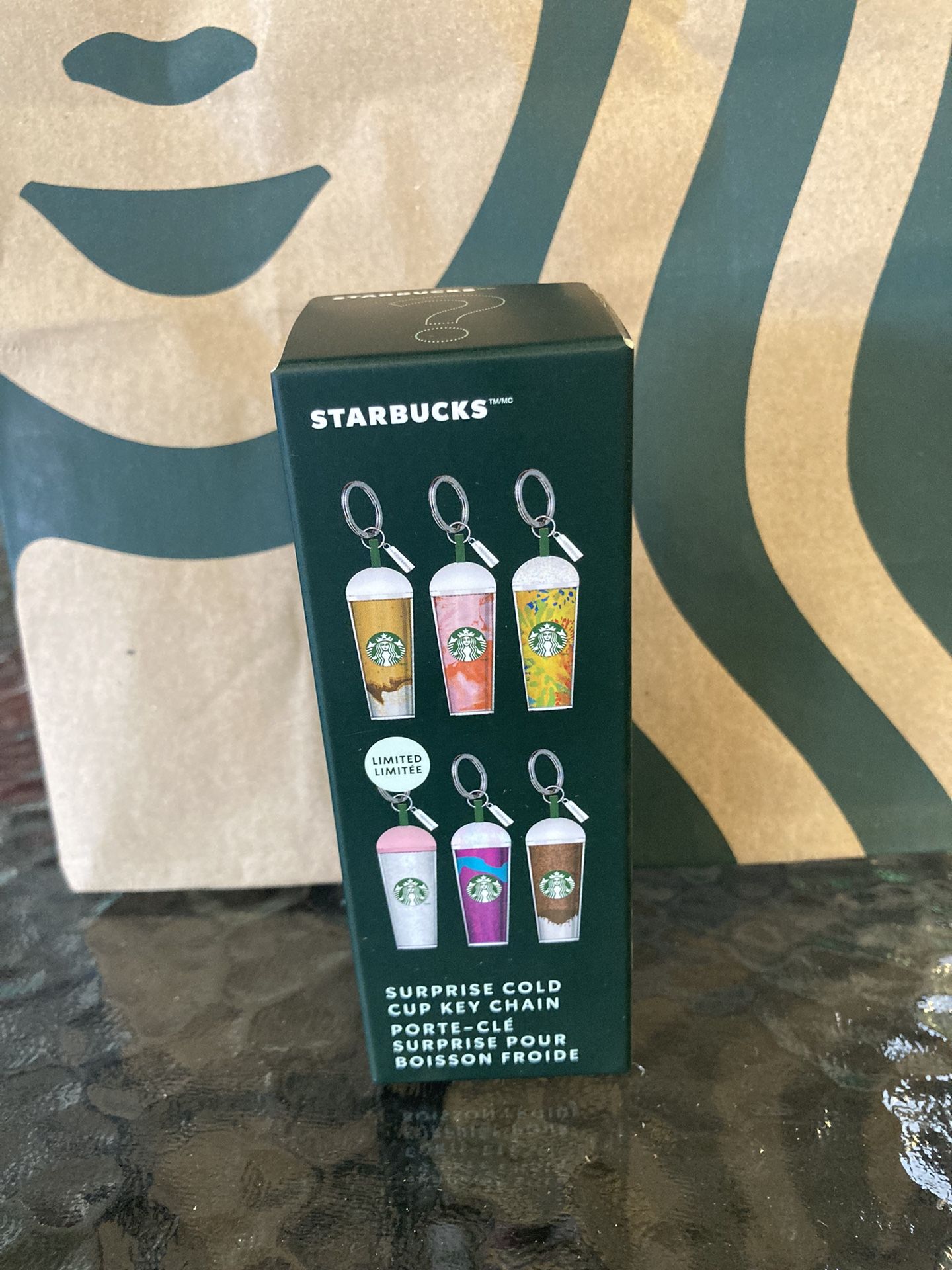 2025 STARBUCKS SURPRISE COLD CUP w/DOME LID KEYCHAIN