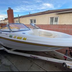 03 Chaparral Volvo Penta 3.0 Boat 