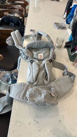 Ergo-baby carrier